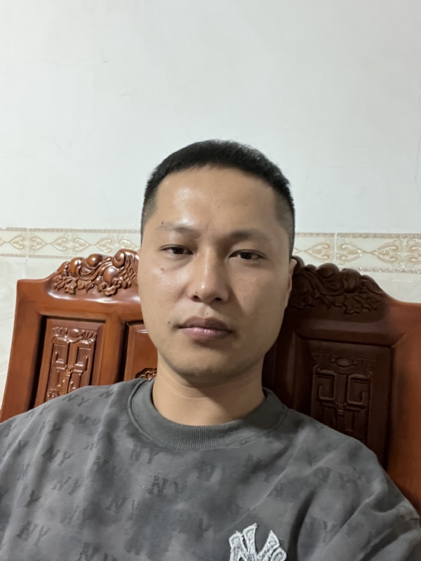 清影的第一张照片--漳州闪婚服务中心